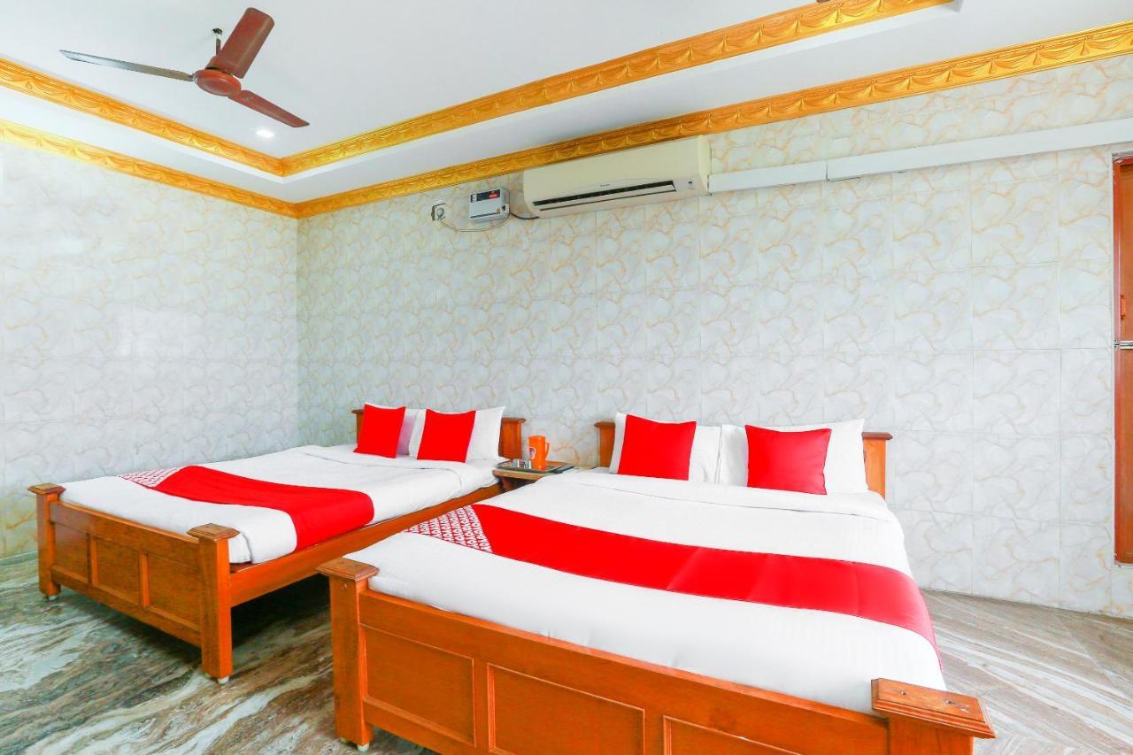 Oyo 68796 Shanthi Mahal Csennai Kültér fotó