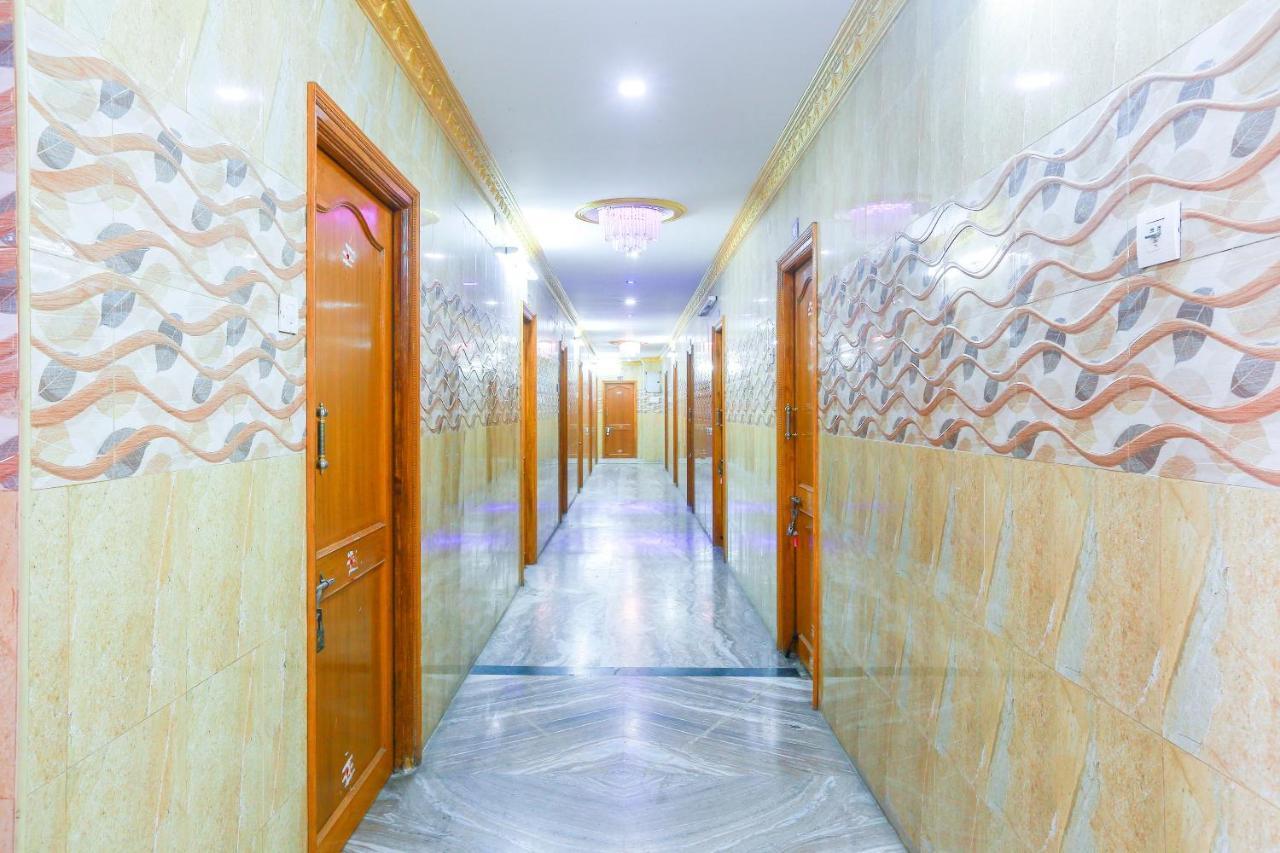 Oyo 68796 Shanthi Mahal Csennai Kültér fotó
